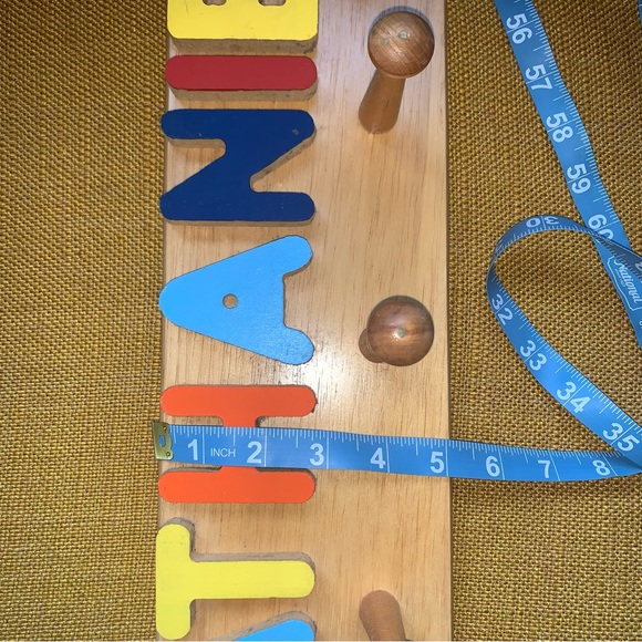 5 Peg Wooden Clothes Rack Wall Mount NATHANIEL Primary Colors 5” x 19.5” - Picture 5 of 9